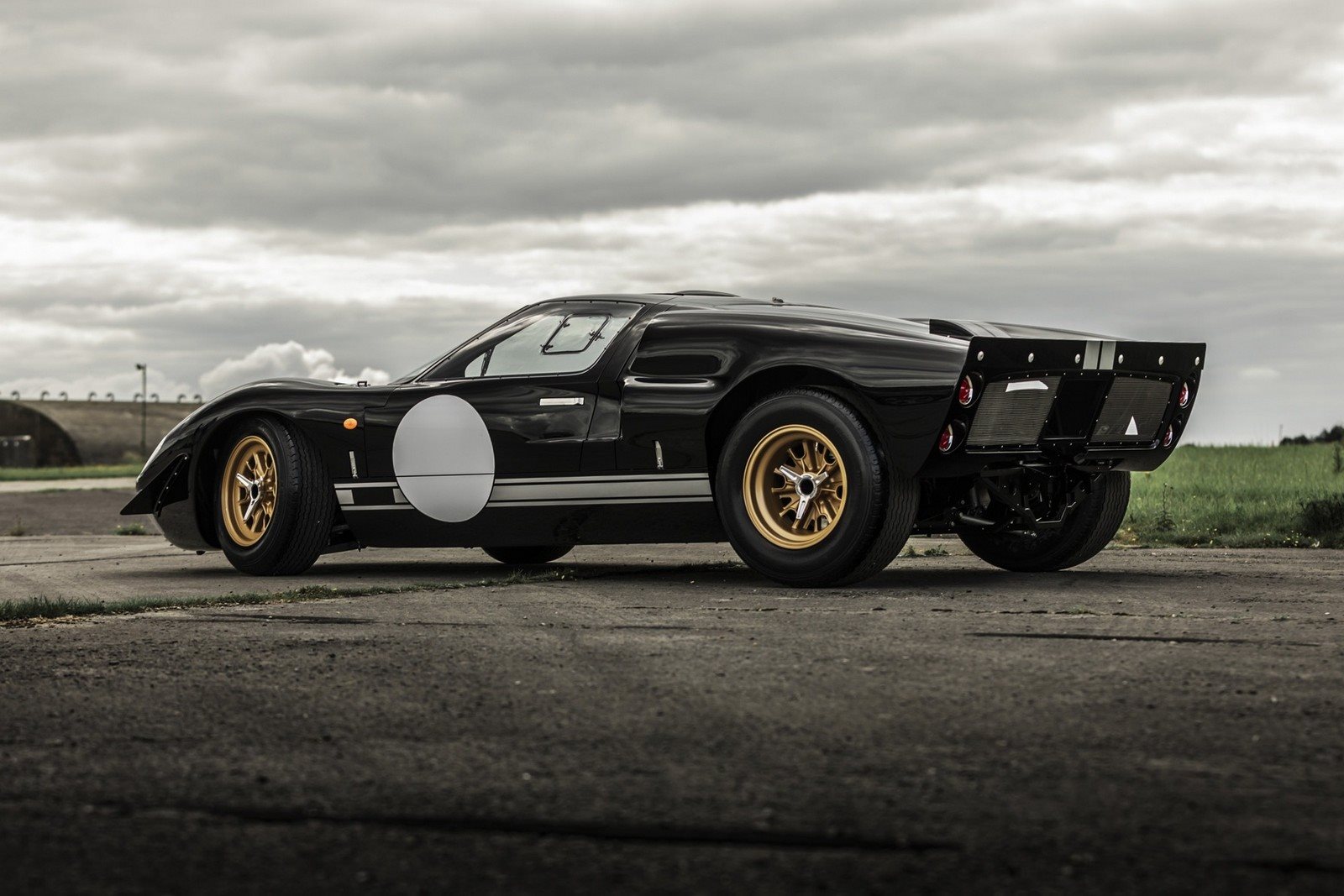 FORD GT40 SUPERFORMANCE EV BY EVERRATI, foto 3