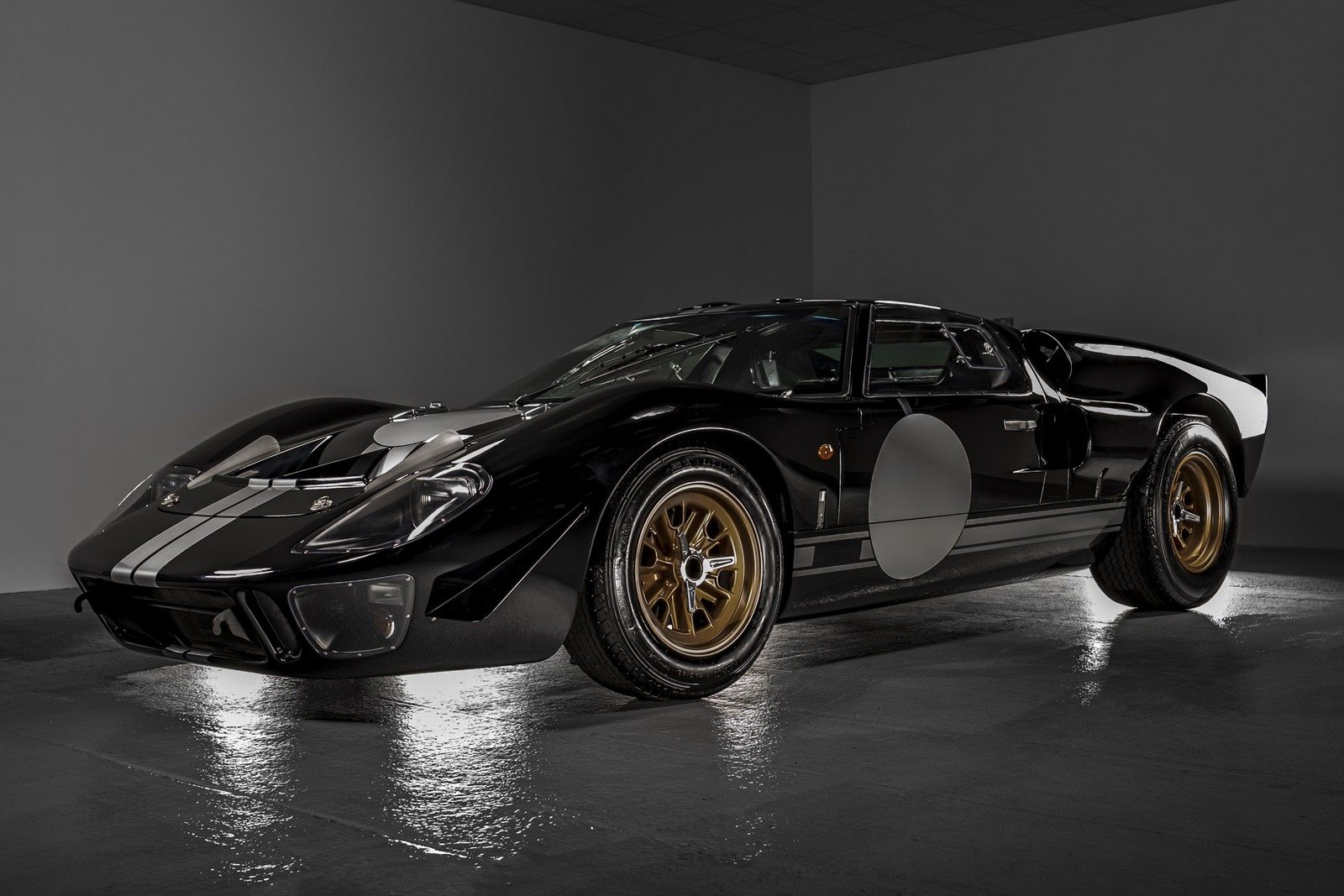 FORD GT40 SUPERFORMANCE EV BY EVERRATI, foto 6