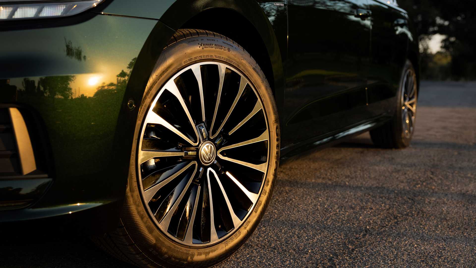 2022 - VOLKSWAGEN PASSAT LIMITED EDITION, foto 8