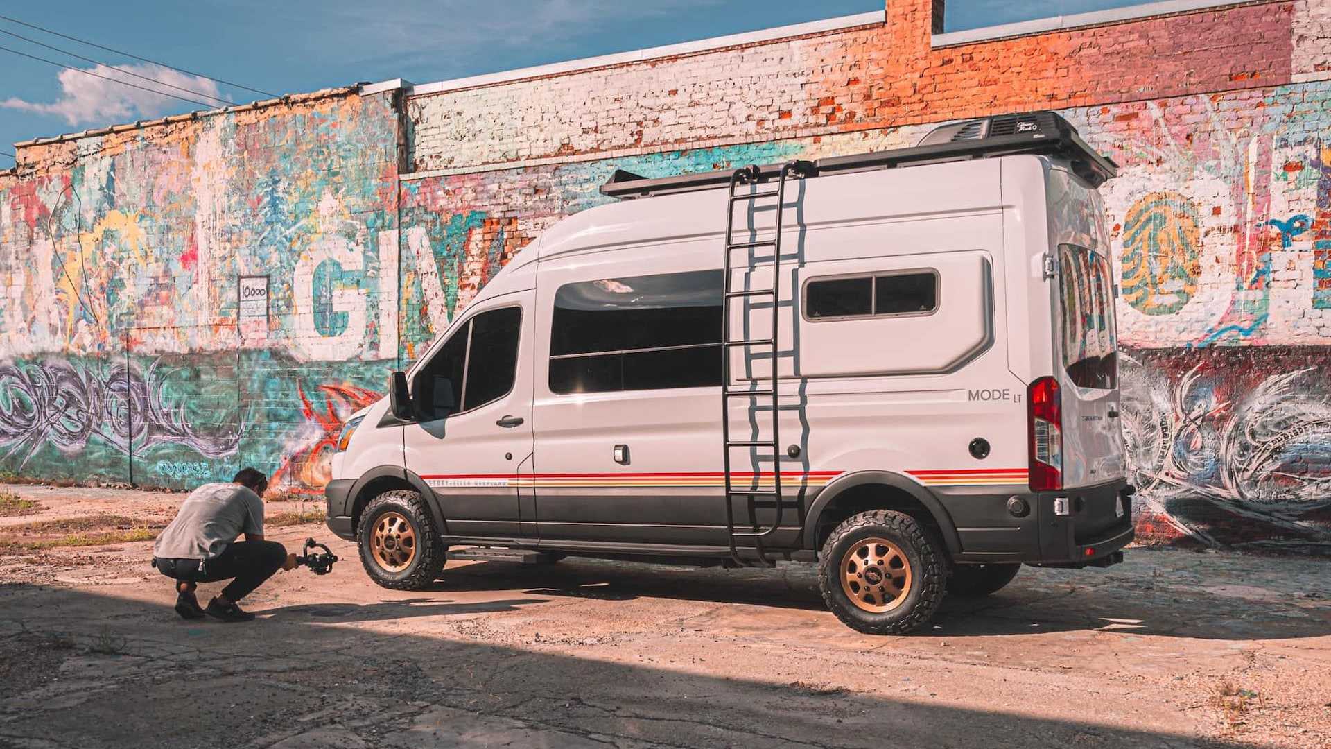 FORD TRANSIT MODE LT CAMPER BY STORYTELLER OVERLAND, foto 2