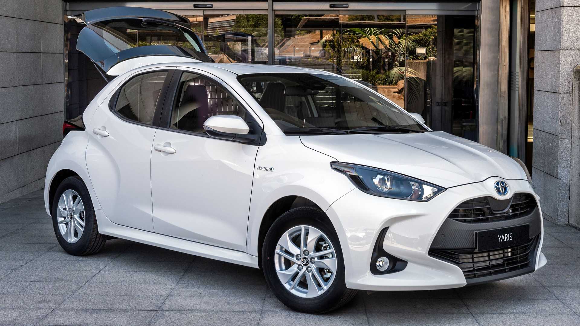 2021 - TOYOTA YARIS ECOVAN, foto 2