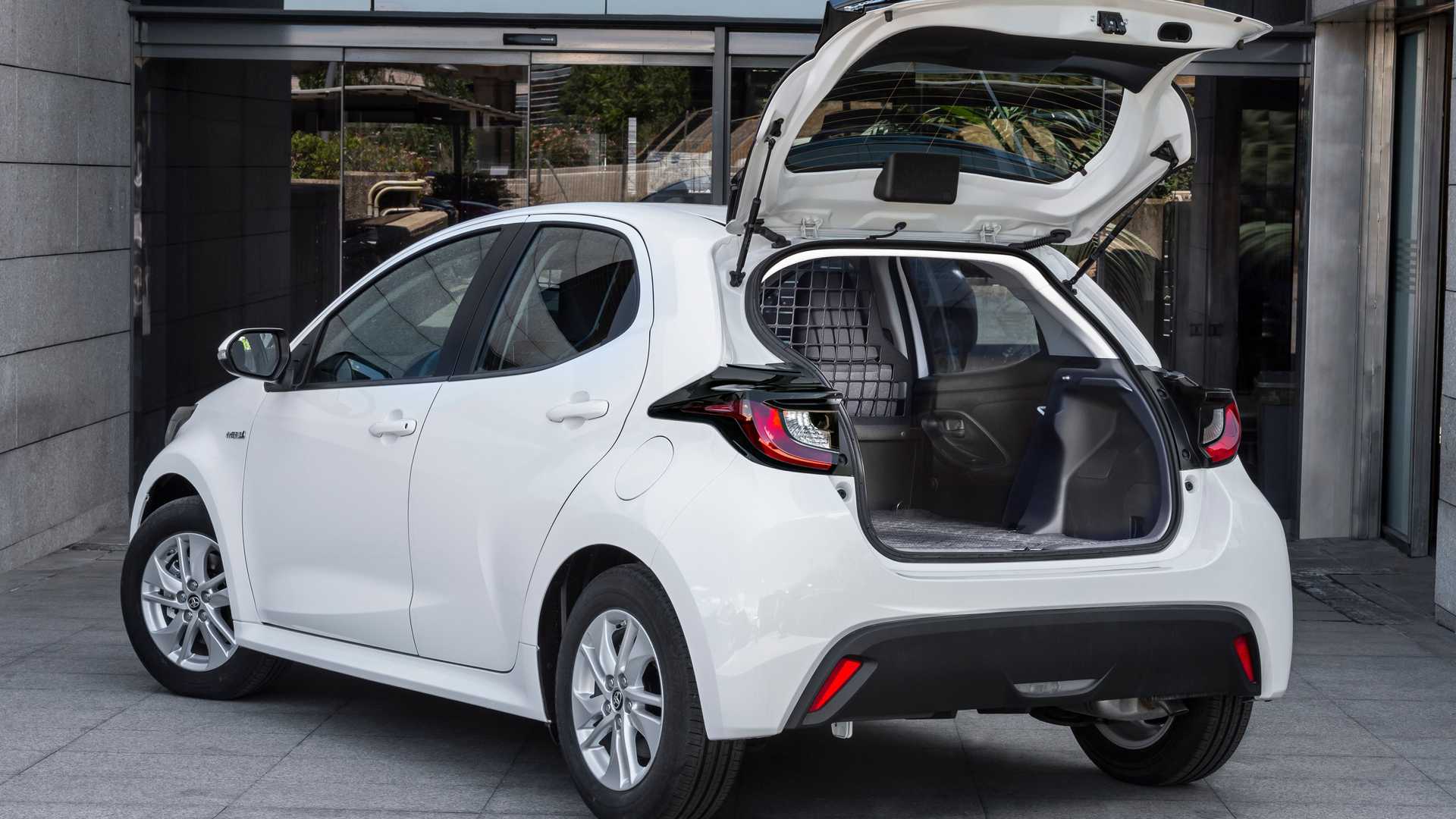 2021 - TOYOTA YARIS ECOVAN, foto 3