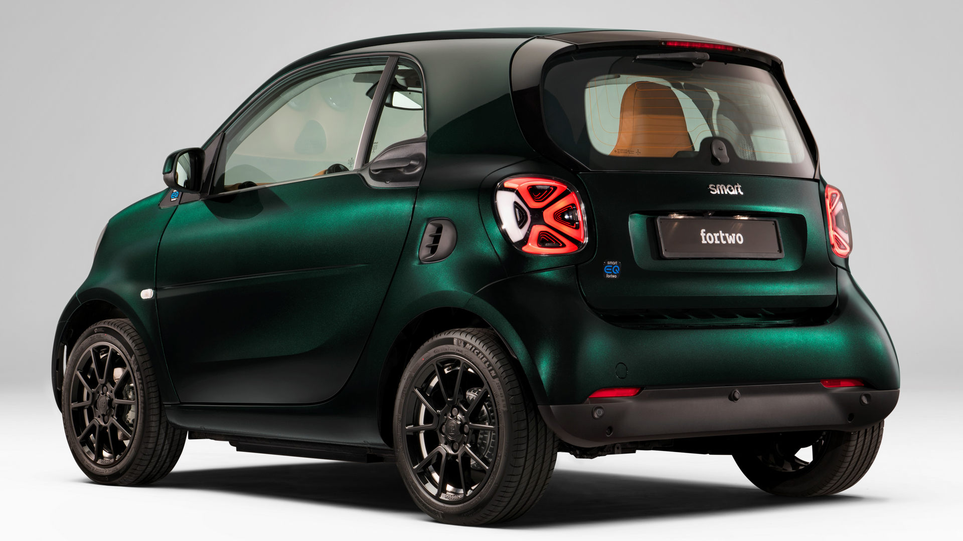 SMART EQ FORTWO RACING GREEN EDITION BY BRABUS, foto 3