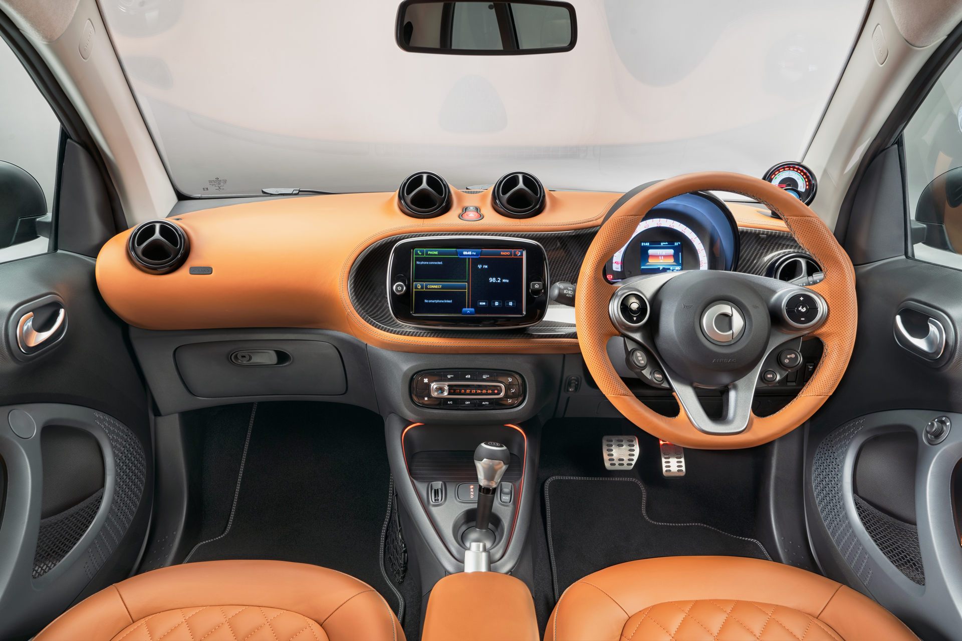 SMART EQ FORTWO RACING GREEN EDITION BY BRABUS, foto 7