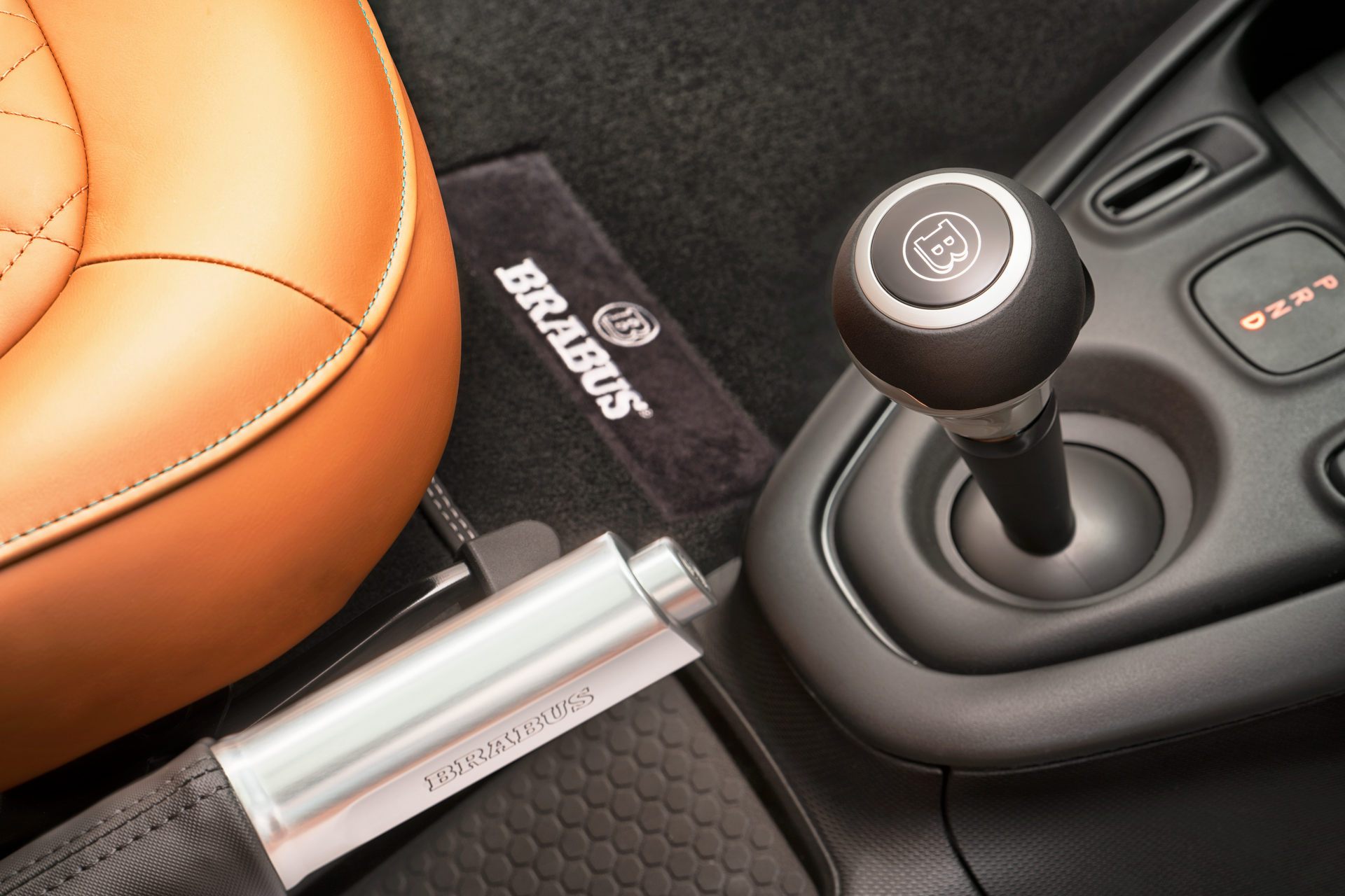 SMART EQ FORTWO RACING GREEN EDITION BY BRABUS, foto 9