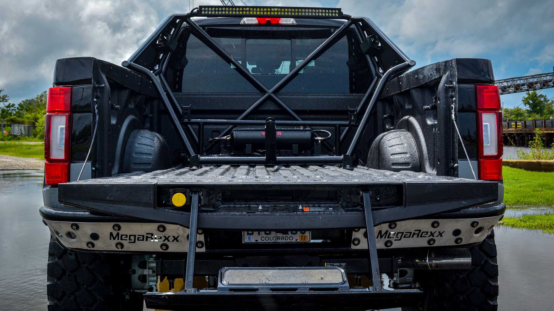FORD F-250 MEGARAPTOR BY MEGAREXX TRUCKS, foto 10