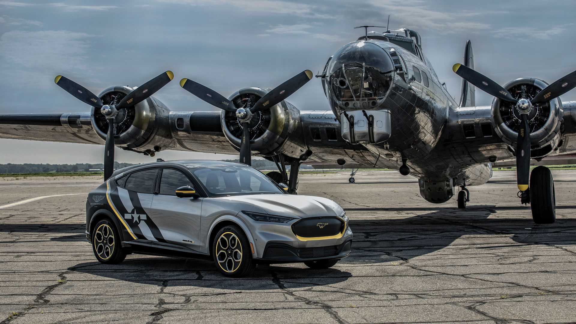 2021 - FORD MUSTANG MACH-E EAA AIRVENTURE CONCEPT, foto 1