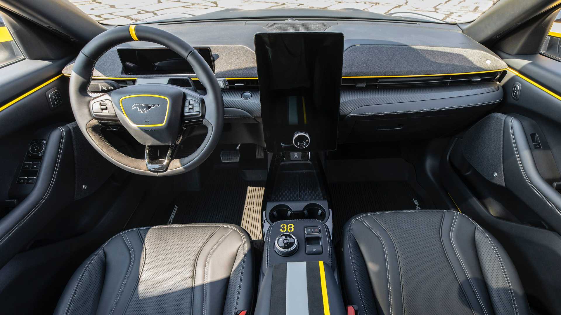 2021 - FORD MUSTANG MACH-E EAA AIRVENTURE CONCEPT, foto 6