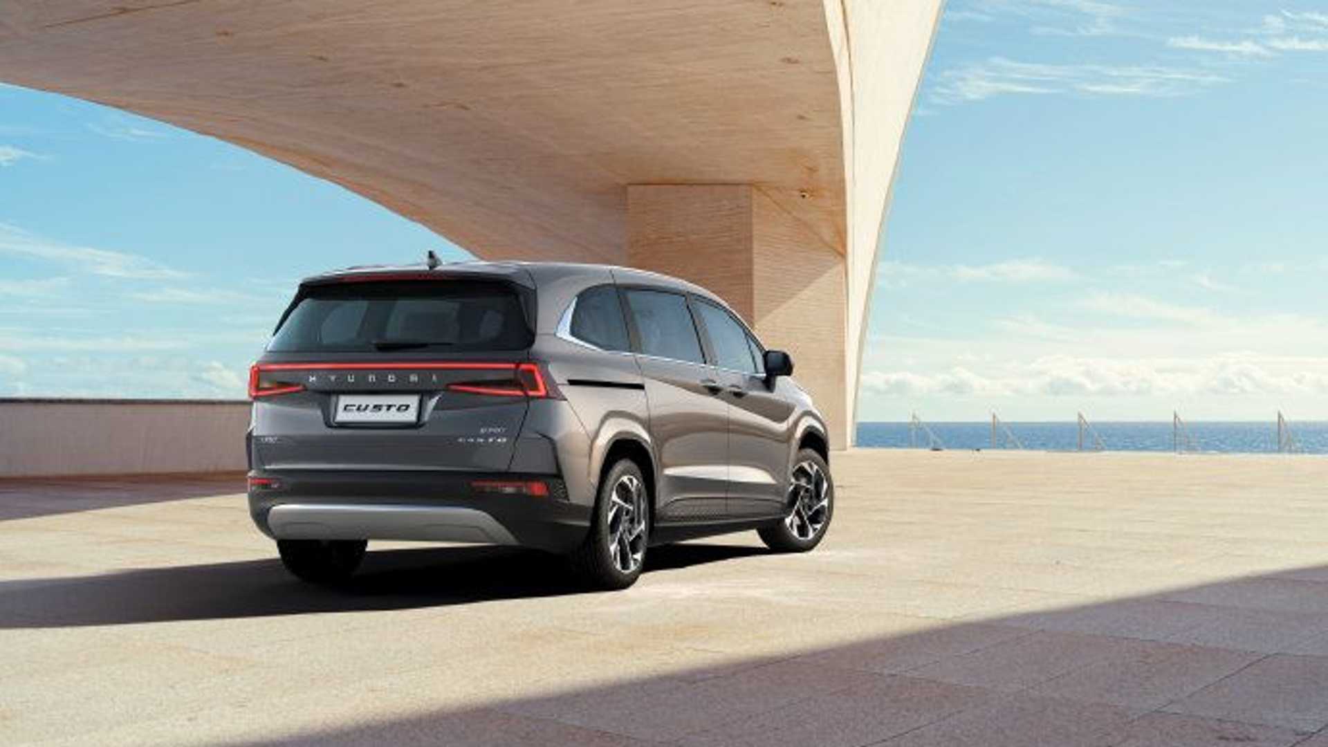 2022 - HYUNDAI CUSTO, foto 4