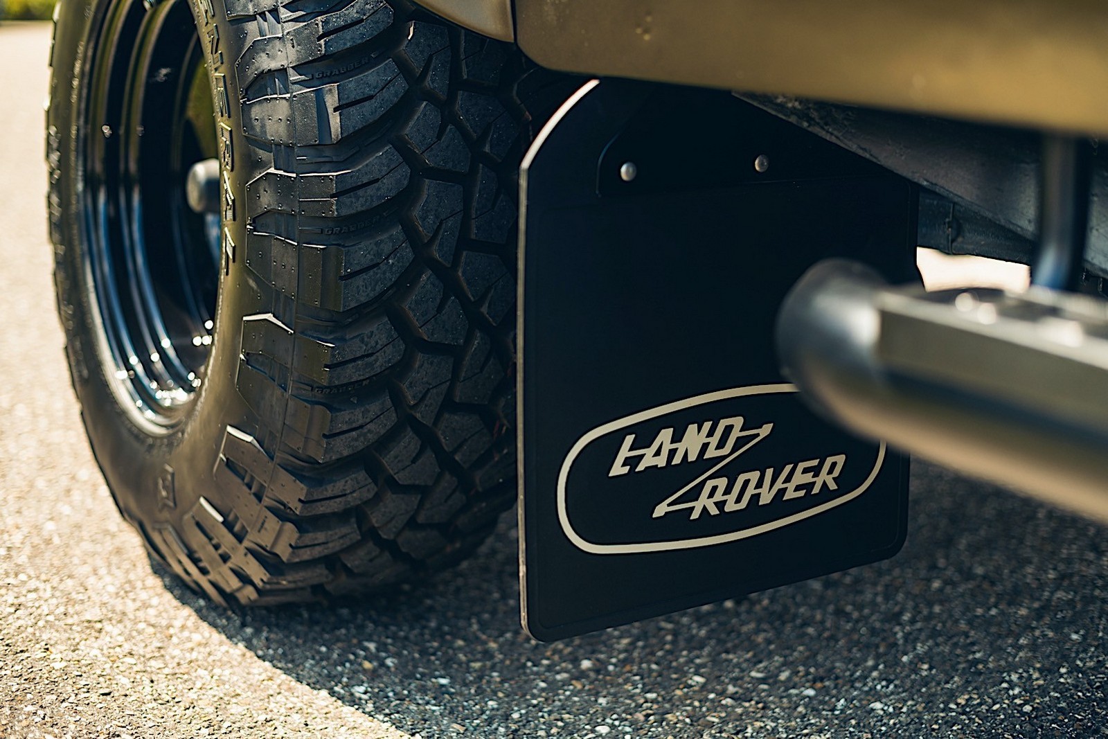 1985 - LAND ROVER DEFENDER V8 BY HERITAGE CUSTOMS, foto 16
