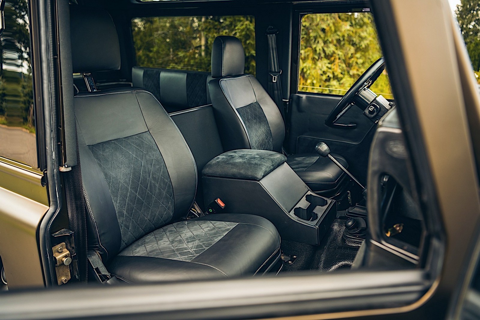 1985 - LAND ROVER DEFENDER V8 BY HERITAGE CUSTOMS, foto 27