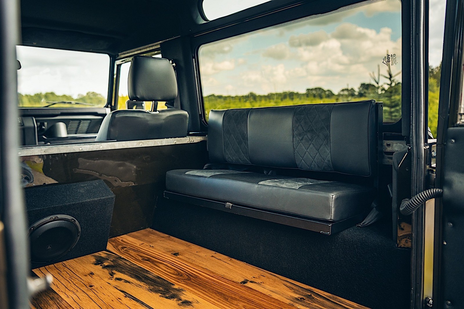 1985 - LAND ROVER DEFENDER V8 BY HERITAGE CUSTOMS, foto 29
