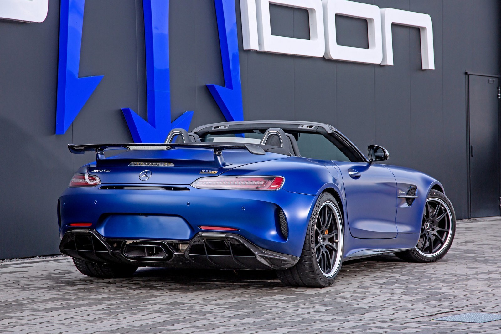 2021 - MERCEDES-AMG GT R ROADSTER RS 830 BY POSAIDON, foto 4
