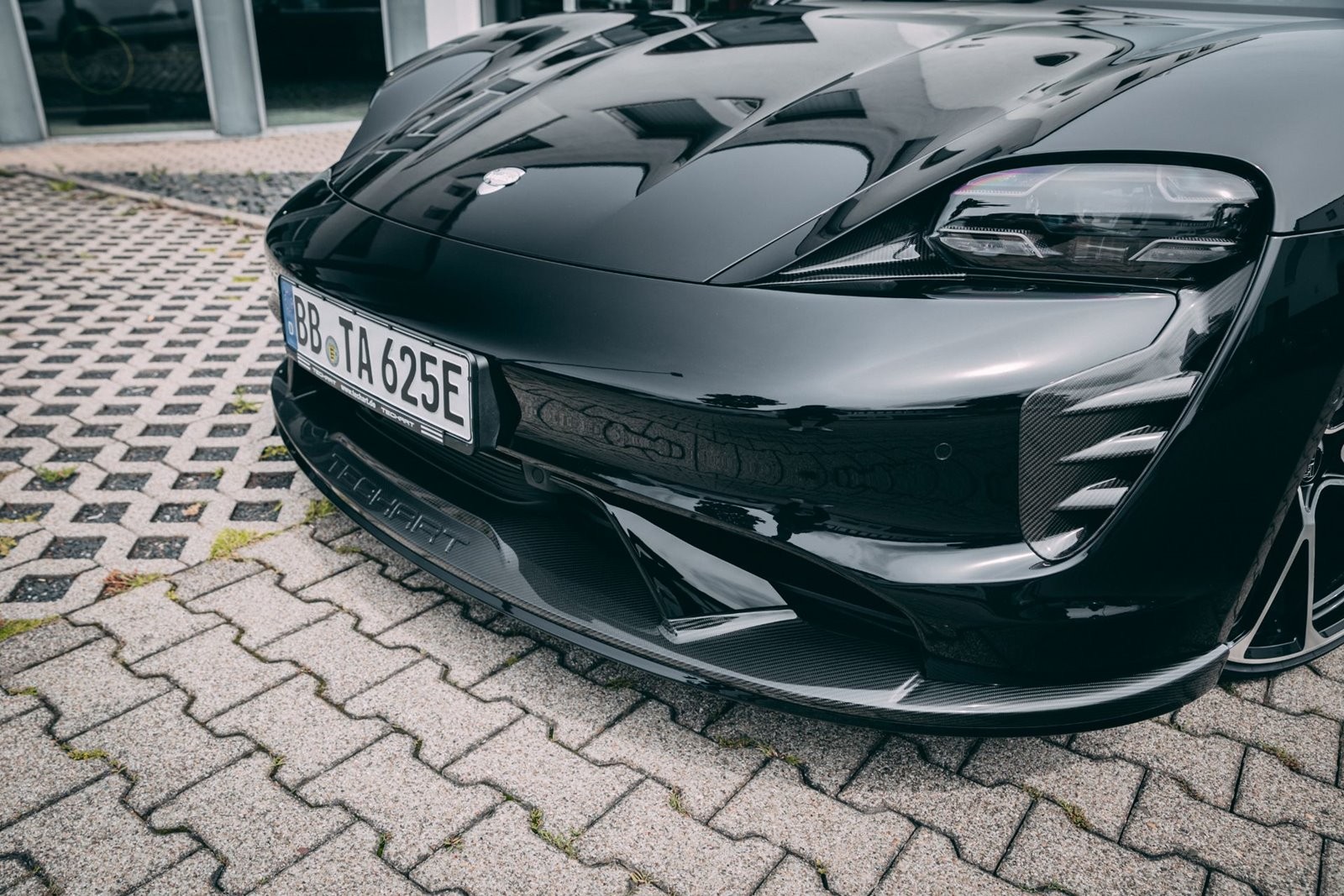 2021 - PORSCHE TAYCAN BY TECHART, foto 4