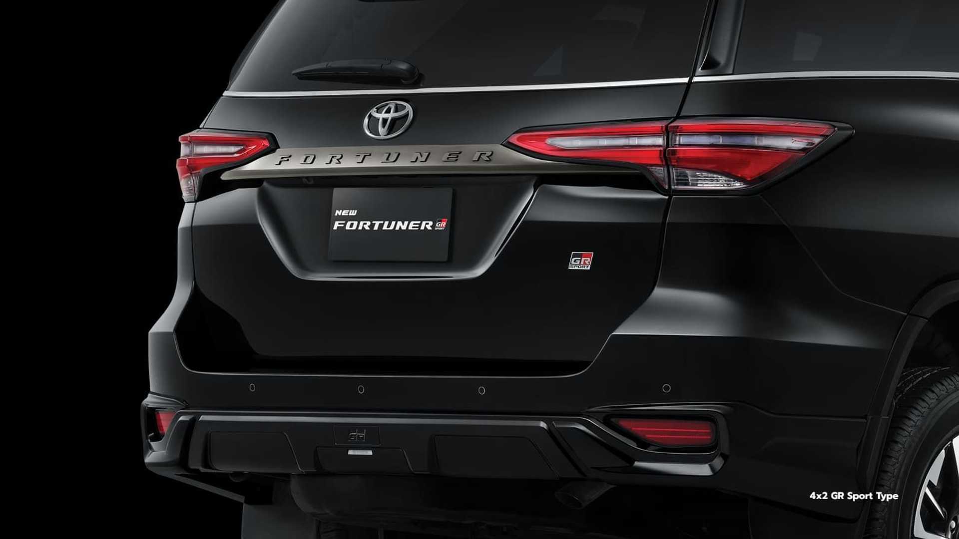 2021 - TOYOTA FORTUNER GR SPORT, foto 15