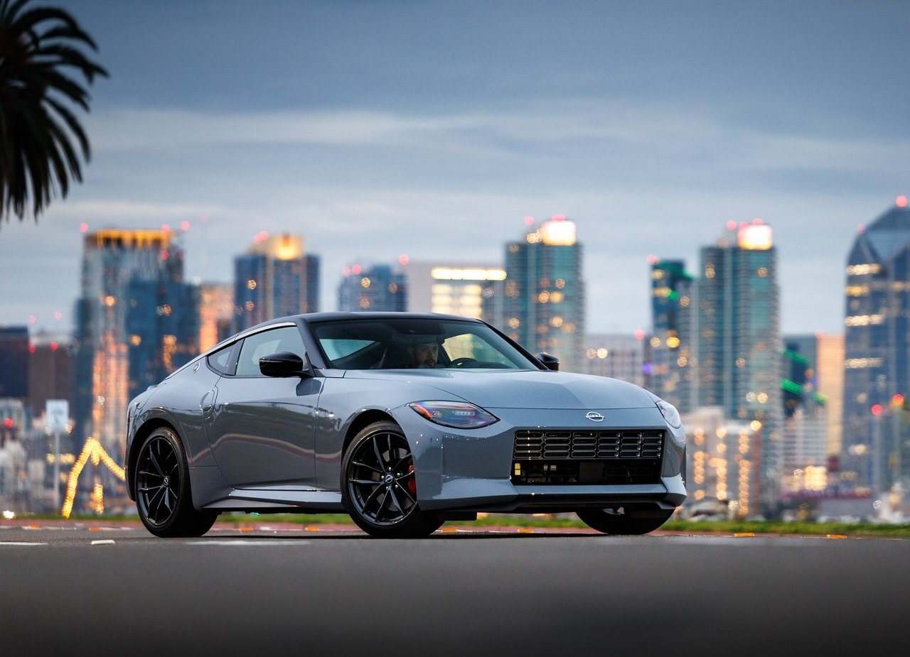 NISSAN Z, foto 2
