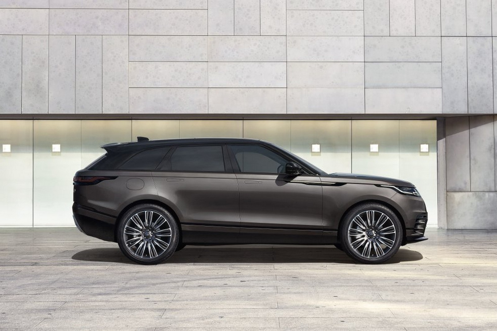 2021 - RANGE ROVER VELAR AURIC EDITION, foto 3