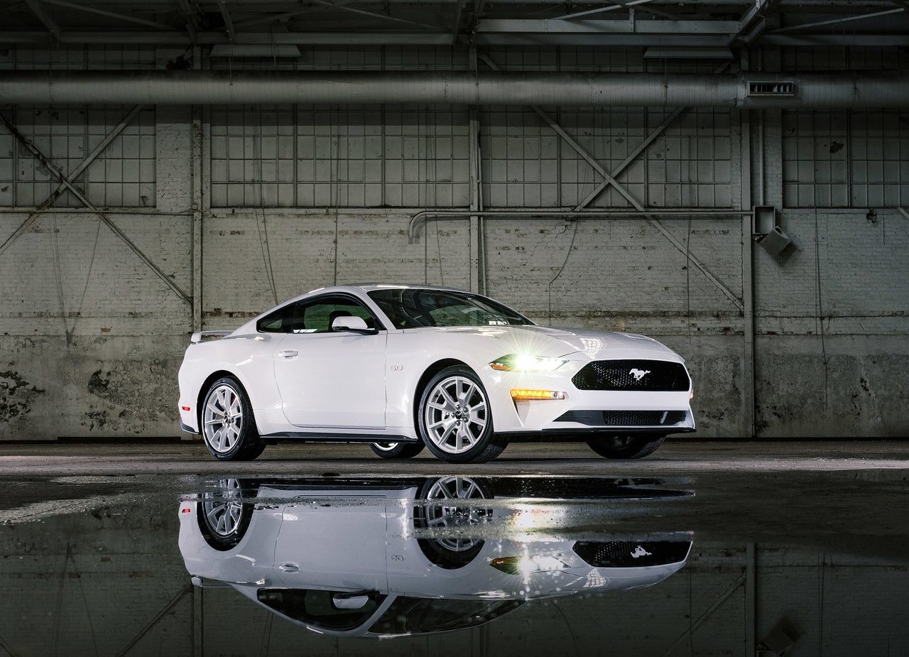 FORD MUSTANG ICE WHITE EDITION, foto 2