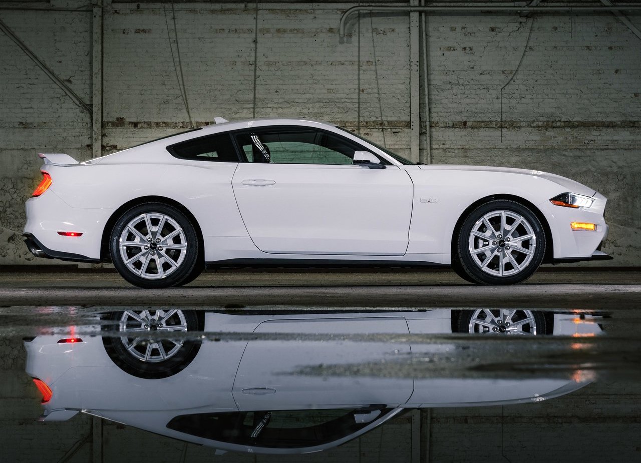 FORD MUSTANG ICE WHITE EDITION, foto 3