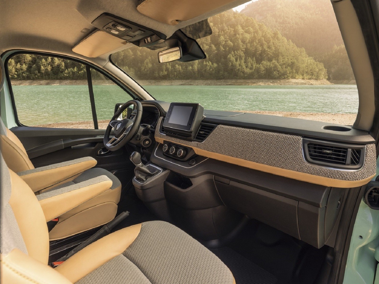 2021 - RENAULT TRAFIC HIPPIE CAVIAR HOTEL CONCEPT, foto 7