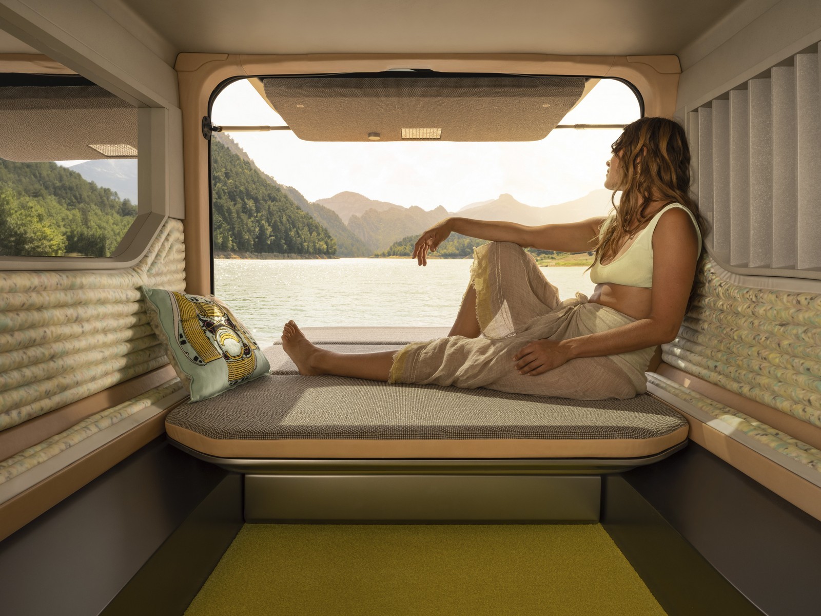 2021 - RENAULT TRAFIC HIPPIE CAVIAR HOTEL CONCEPT, foto 10