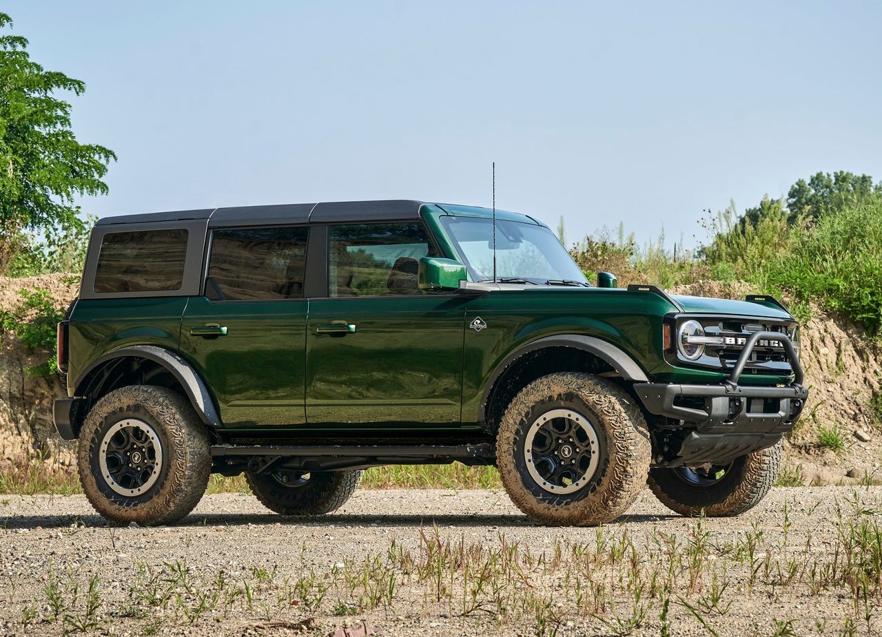 FORD BRONCO 4-DOOR, foto 4