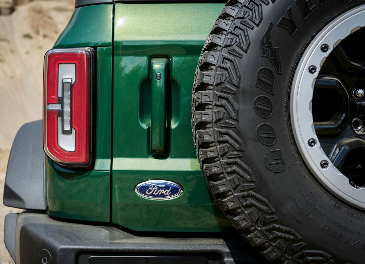 FORD BRONCO 4-DOOR, foto 11