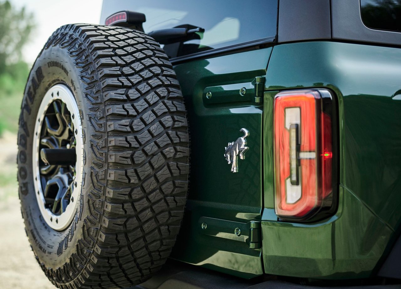 FORD BRONCO 4-DOOR, foto 12