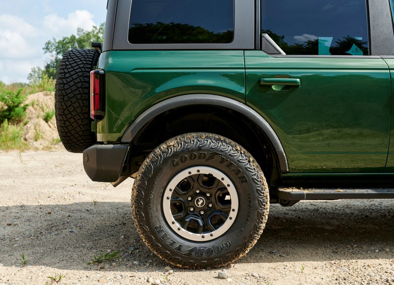 FORD BRONCO 4-DOOR, foto 14