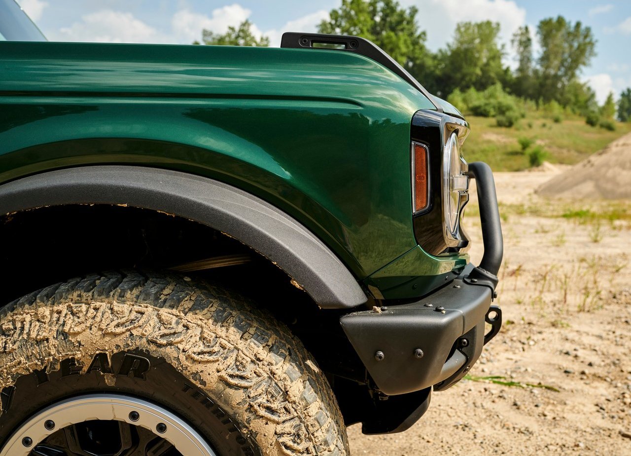 FORD BRONCO 4-DOOR, foto 15