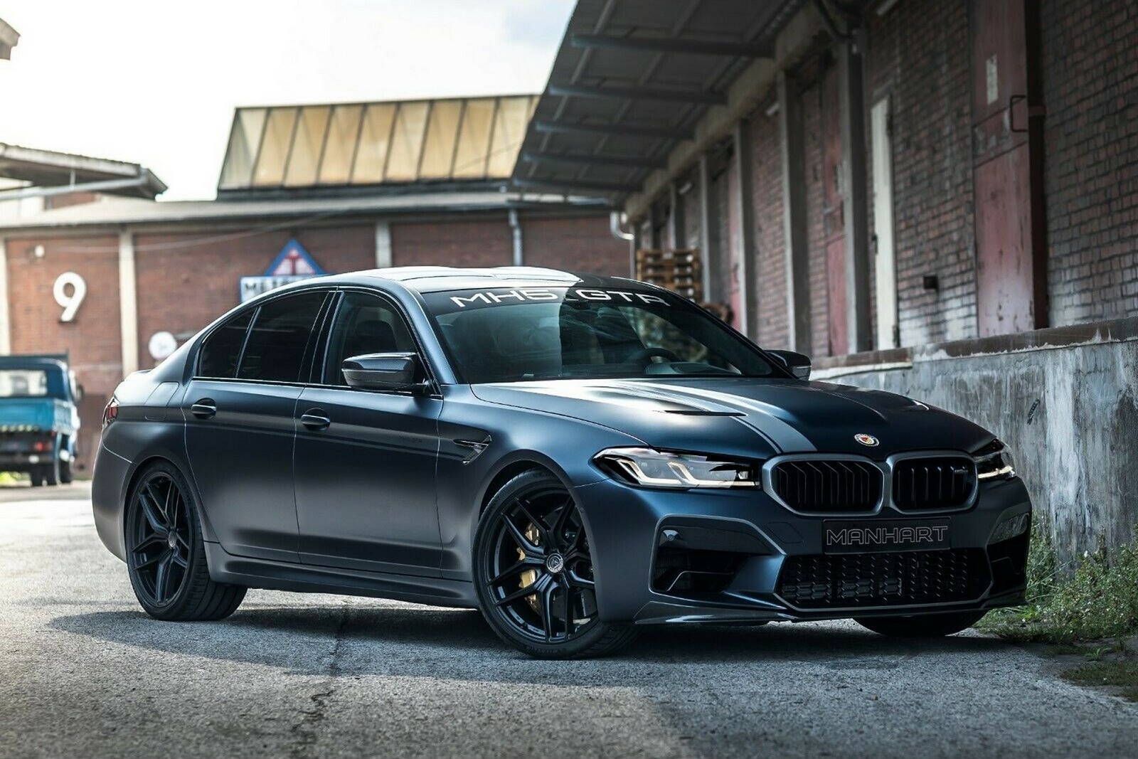BMW M5 SEDAN MH5 GTR BY MANHART, foto 1