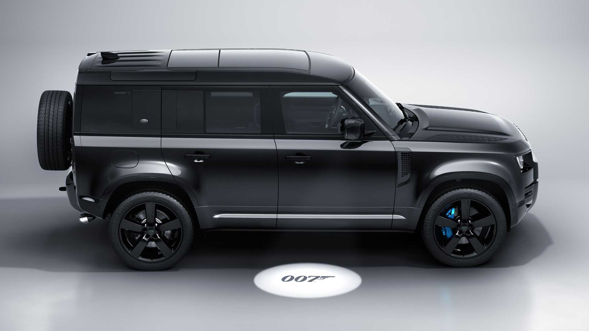 2022 - LAND ROVER DEFENDER V8 BOND EDITION, foto 2