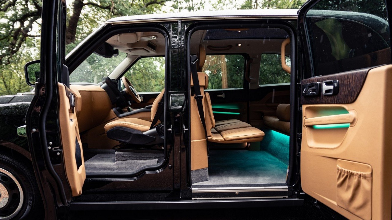 LEVC SUTTON VIP TAXI, foto 4