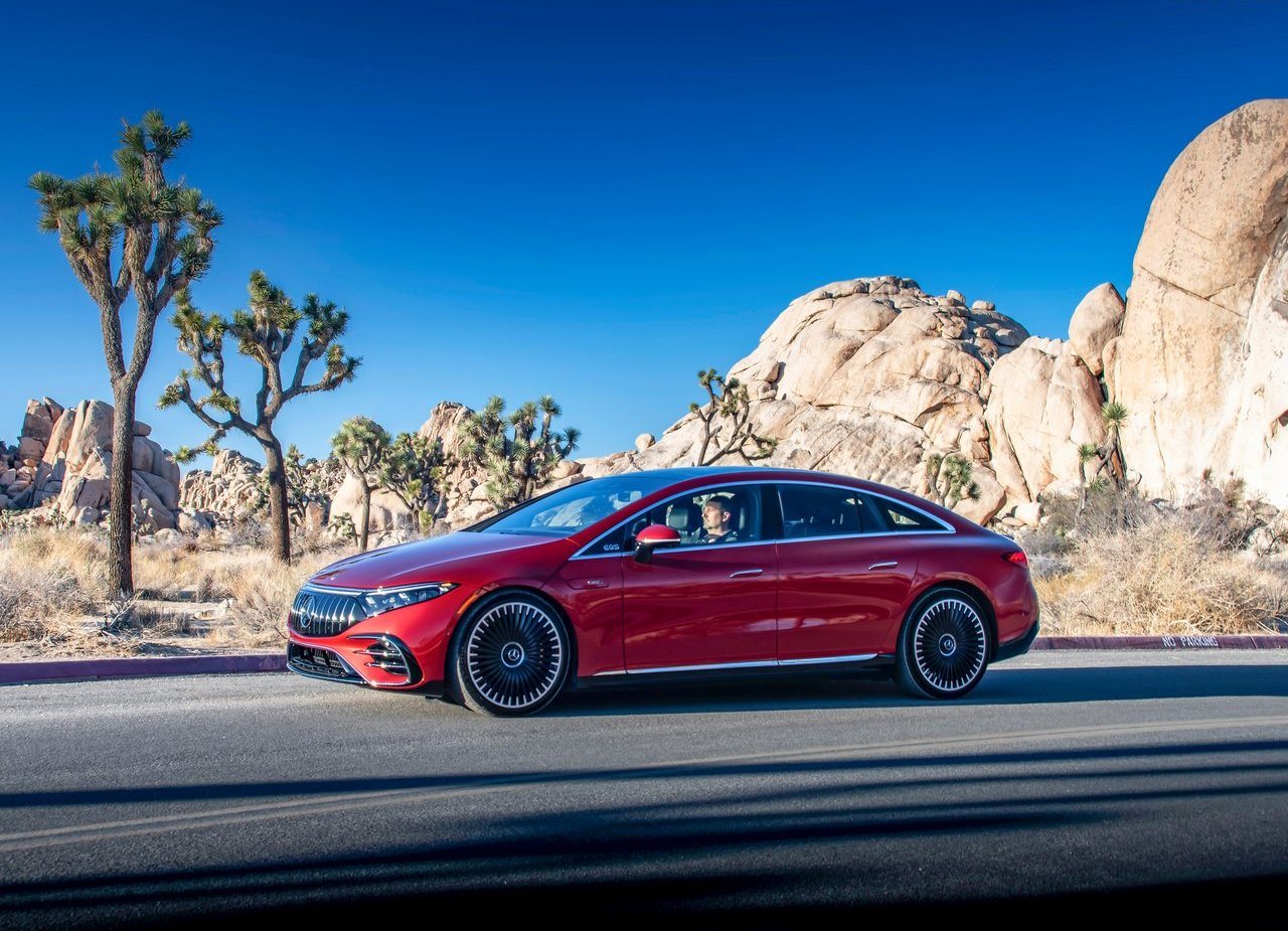 2022 - MERCEDES-AMG EQS 53, foto 22
