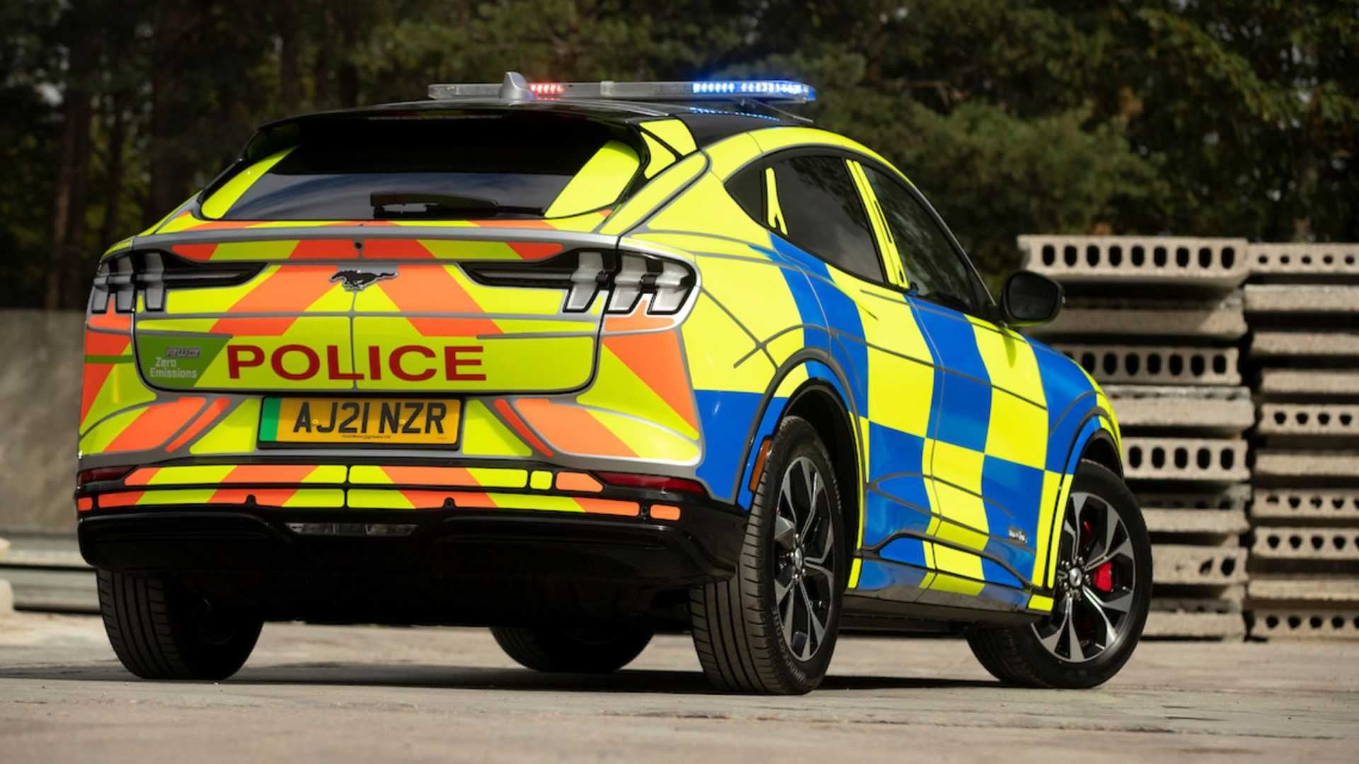 FORD MUSTANG MACH-E UK POLICE, foto 3