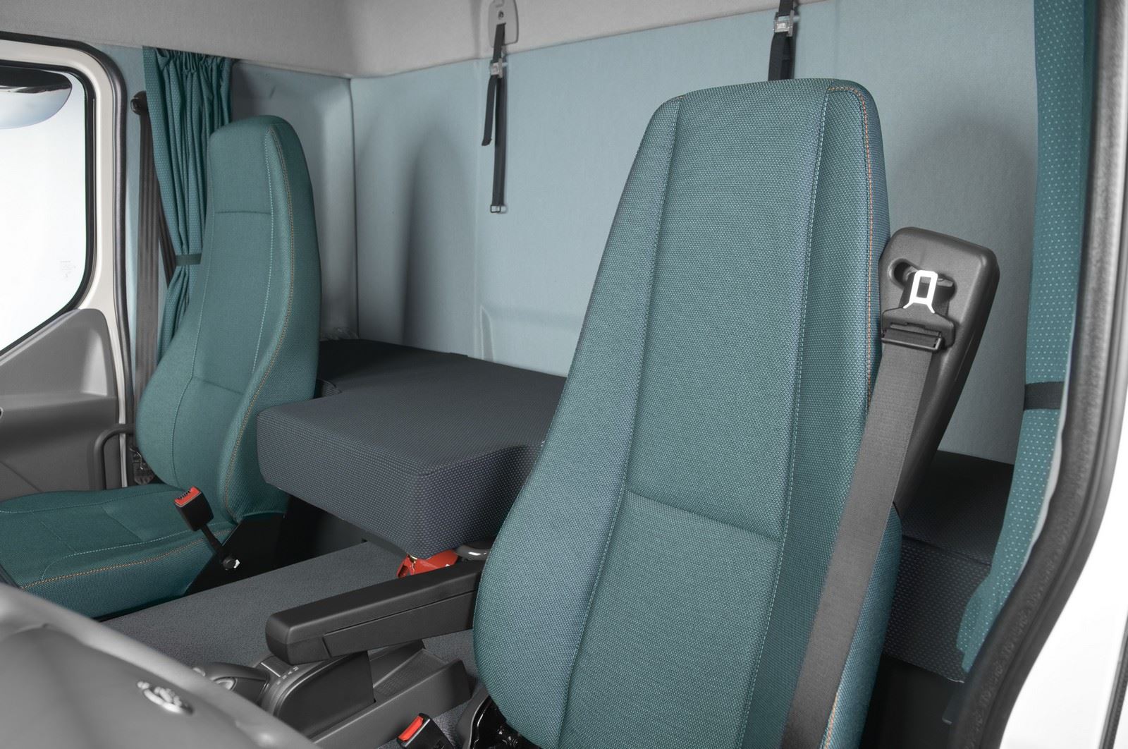 VOLVO VM, foto 4
