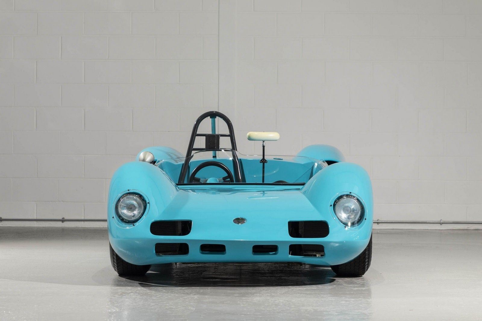 ELVA BMW MARK VIII, foto 2