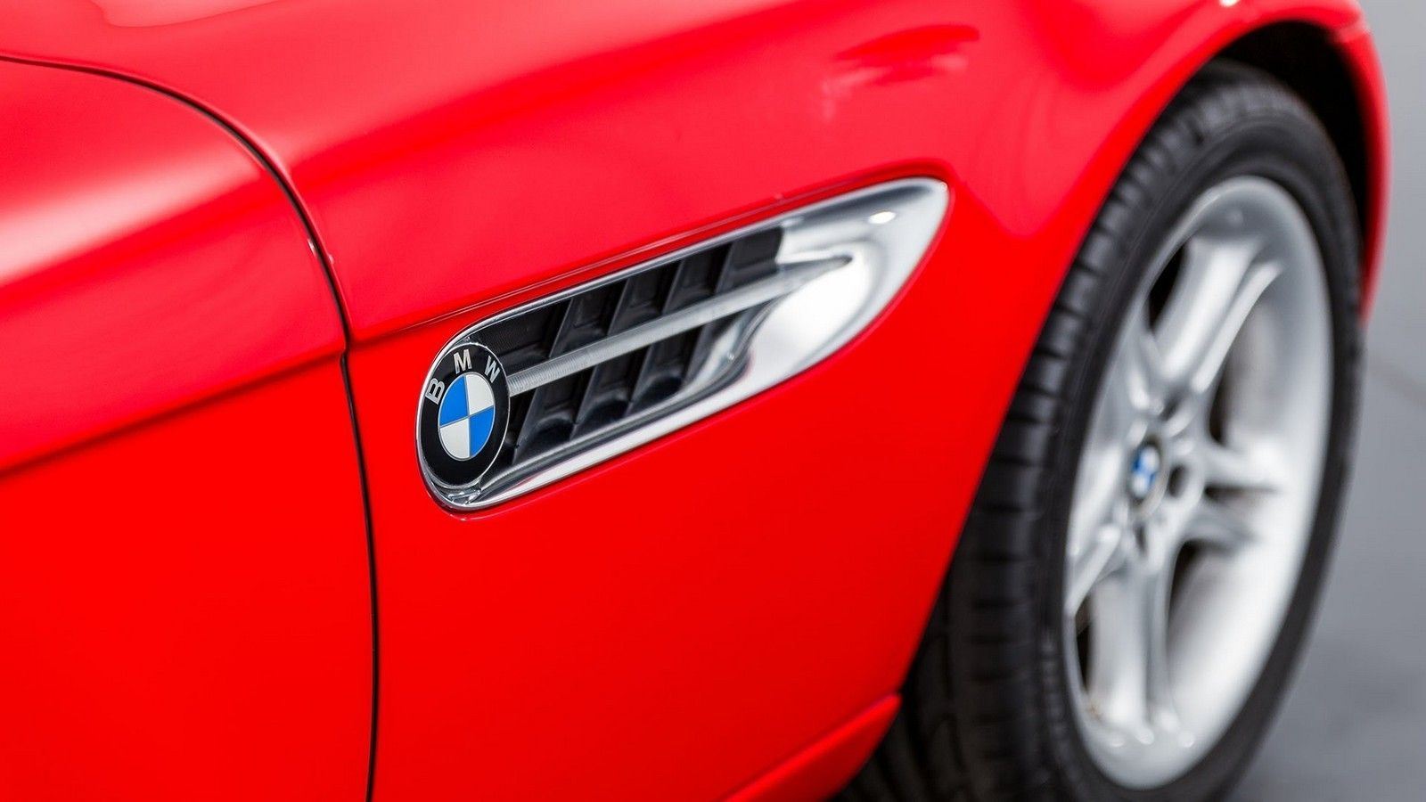 2001 - BMW Z8 ROADSTER RED, foto 8