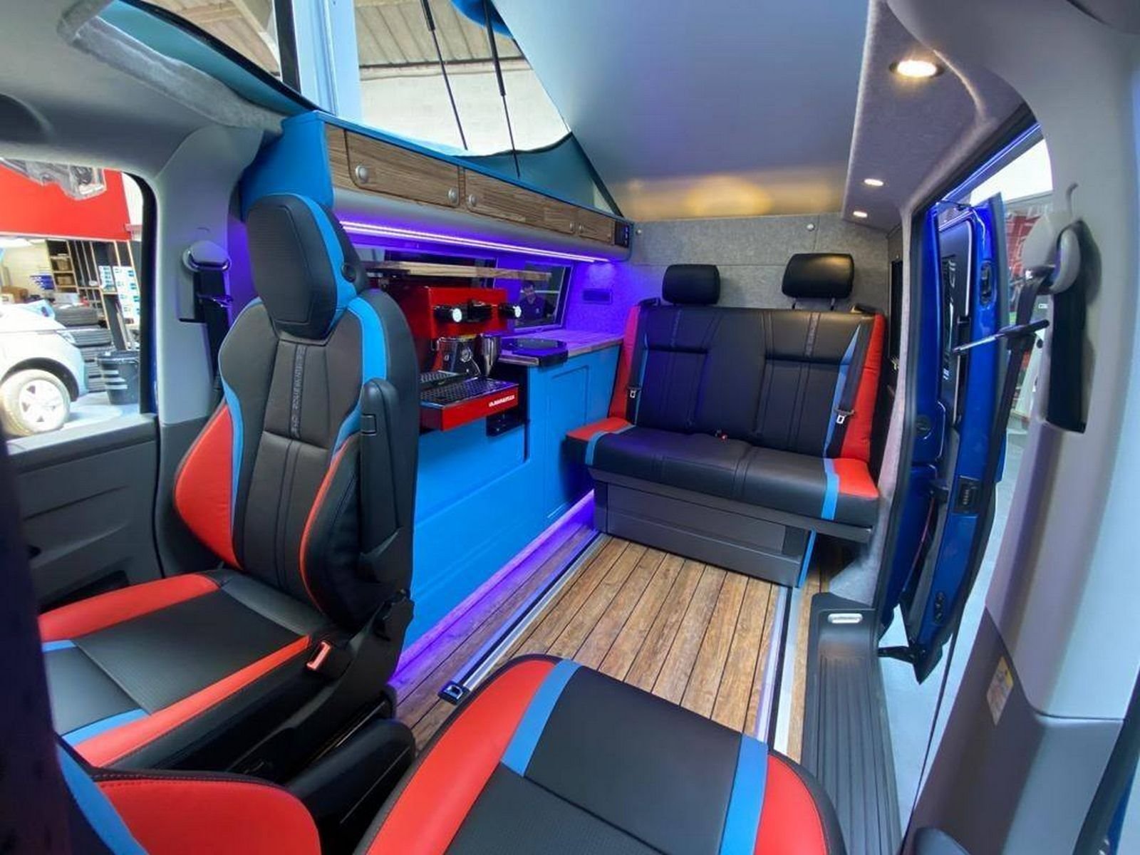 VOLKSWAGEN TRANSPORTER PERFORMANCE CHEF, foto 5