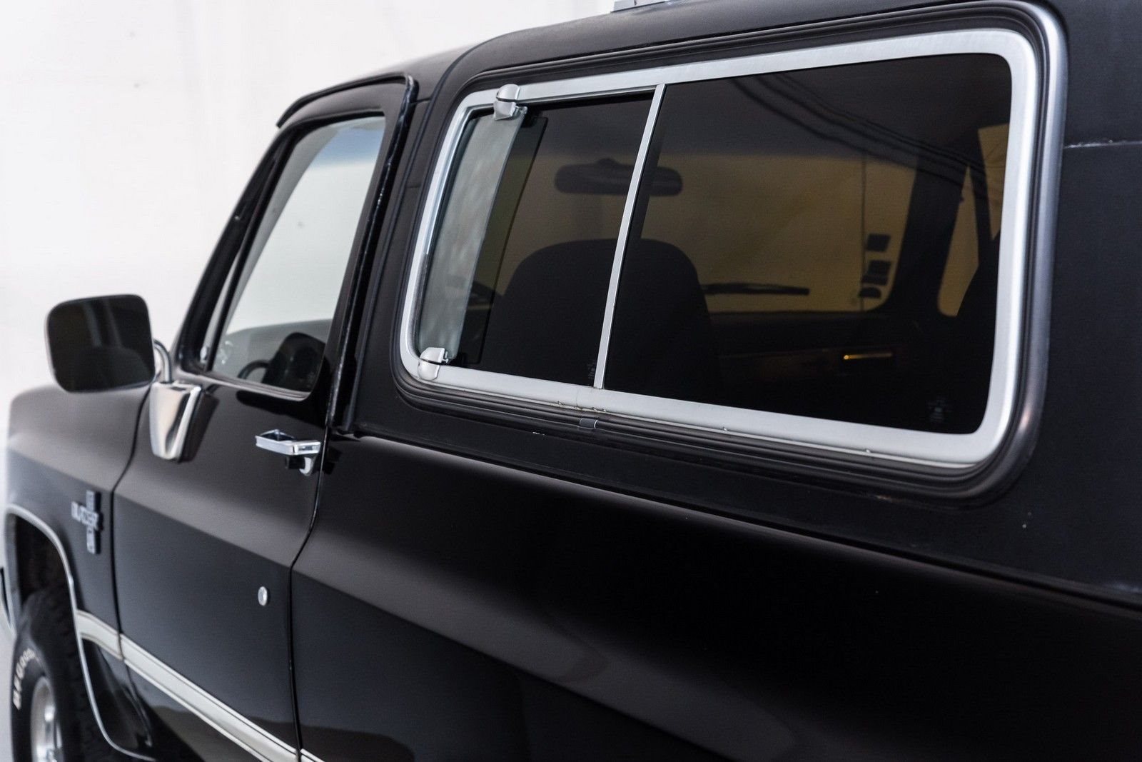 1988 - CHEVROLET K5 BLAZER SILVERADO BLACK, foto 33