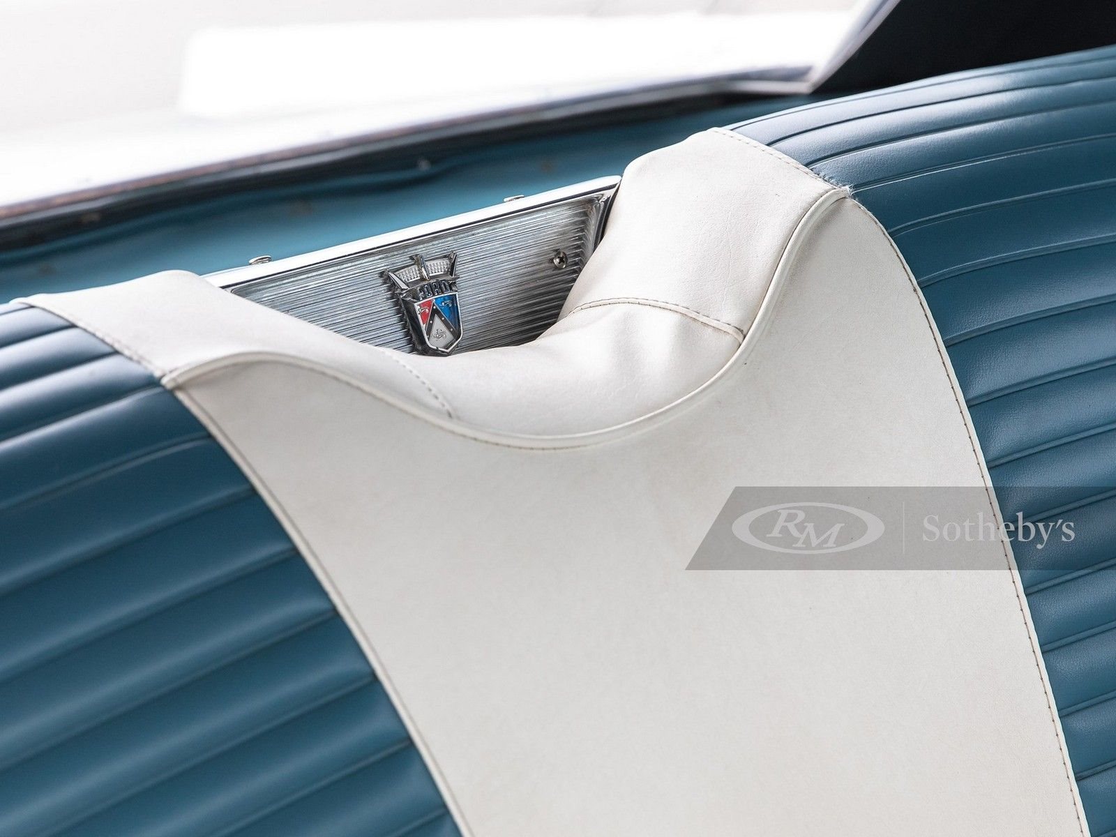 FORD FAIRLANE 500 SUNLINER LIGHT BLUE, foto 18