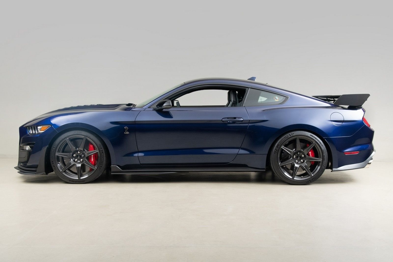 2020 - FORD MUSTANG SHELBY GT500 KONA BLUE, foto 3
