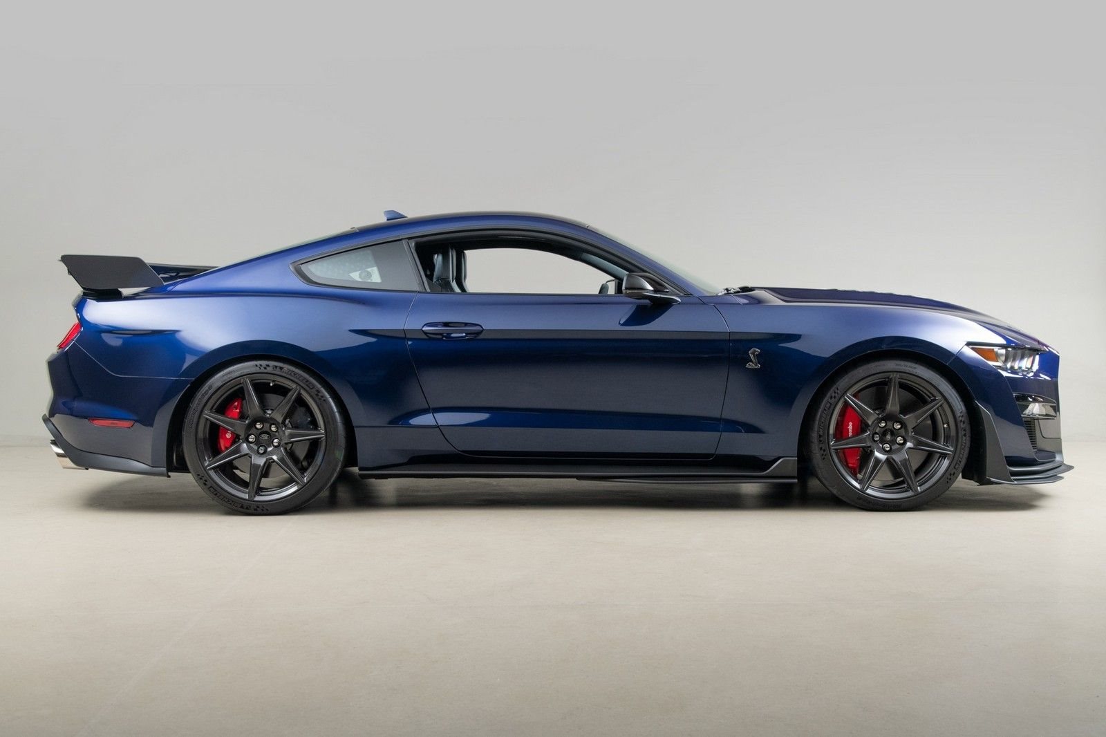 2020 - FORD MUSTANG SHELBY GT500 KONA BLUE, foto 9