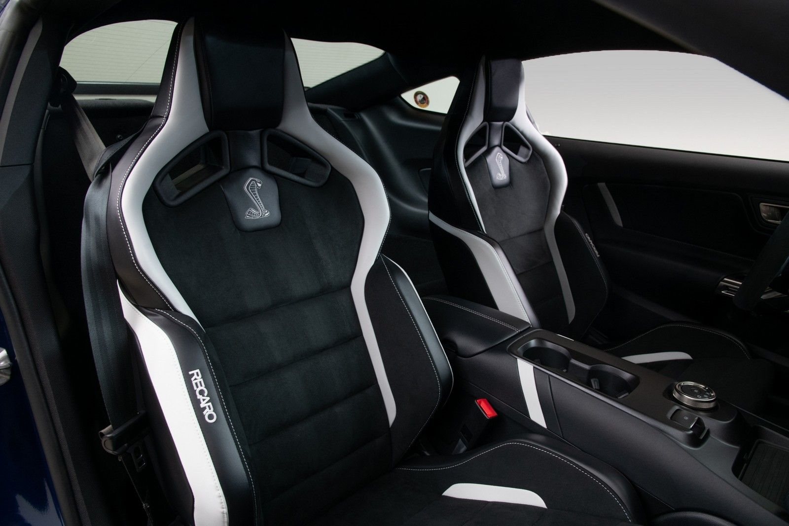 2020 - FORD MUSTANG SHELBY GT500 KONA BLUE, foto 28