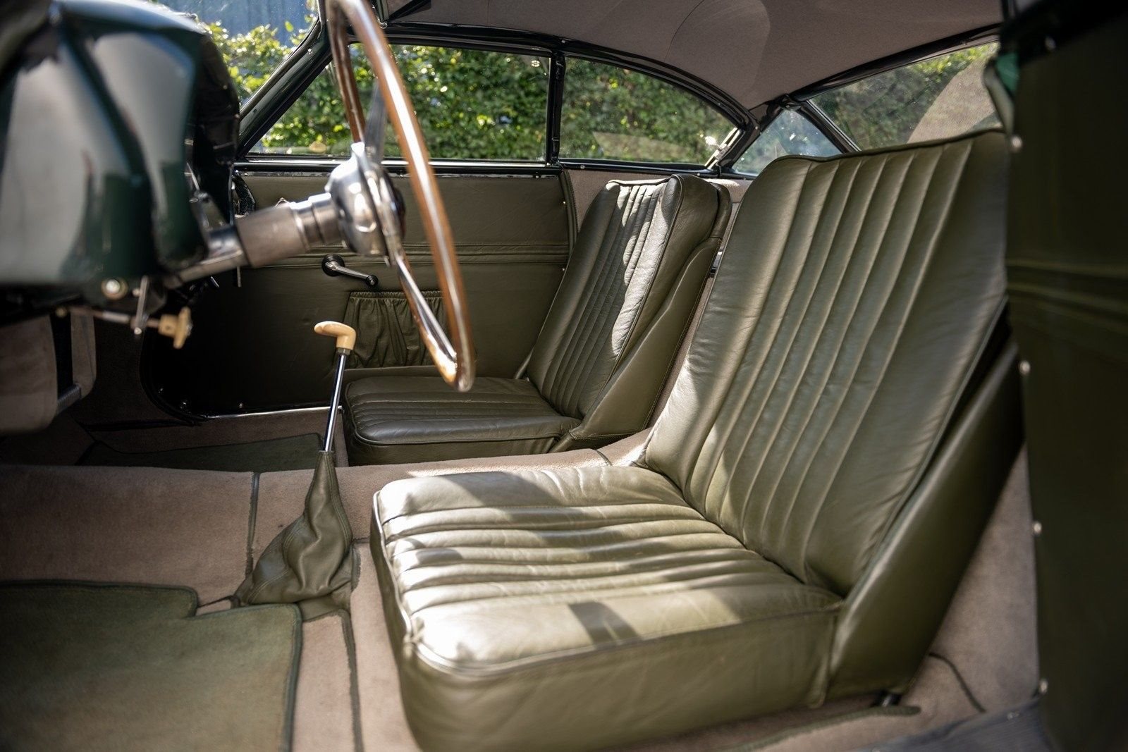 PEGASO Z-102 COUPÉ, foto 13