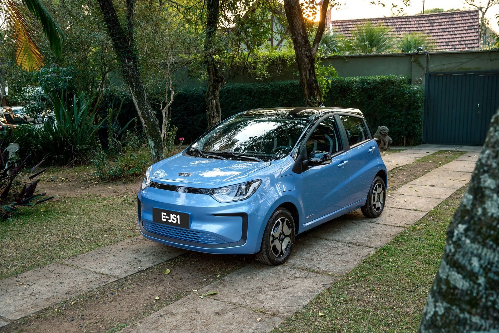 2022 - JAC E-JS1, foto 1