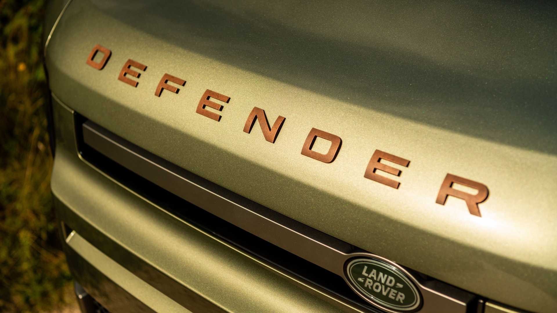 LAND ROVER DEFENDER VALIANCE VERDIGRIS BY HERITAGE CUSTOMS, foto 7