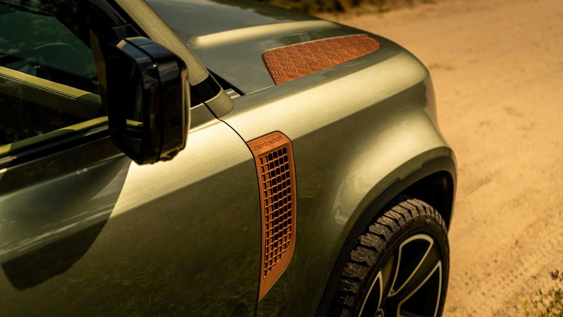 LAND ROVER DEFENDER VALIANCE VERDIGRIS BY HERITAGE CUSTOMS, foto 12