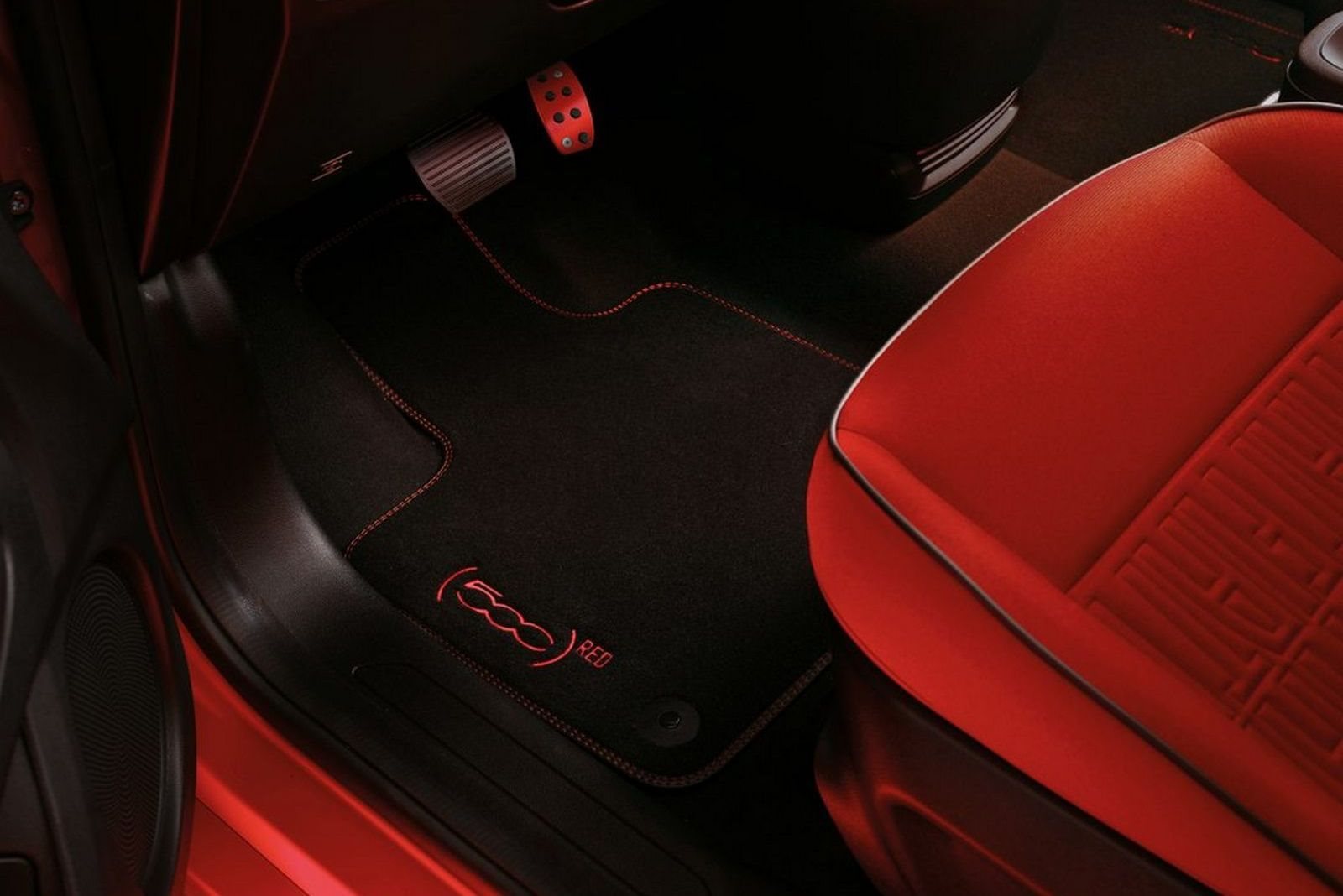 2021 - FIAT 500e RED, foto 23