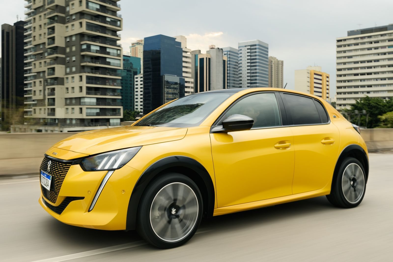 2022 - PEUGEOT E-208 GT, foto 2